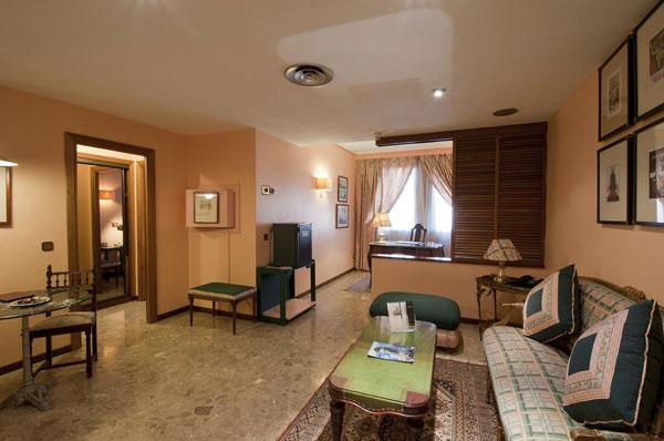 Foxa 25 Hotel Madrid Phòng bức ảnh
